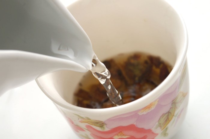 Make Banana Peel Tea