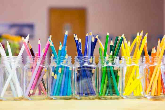 Learn How to Draw in these FREE Expert Instructions - Artists Network Draw an Equilateral Triangle