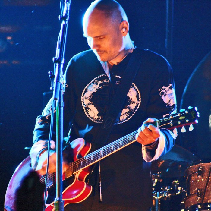 Billy corgan announces new solo project and north american tour