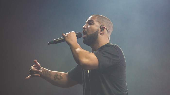 Drake postpones remaining australian and new zealand tour dates