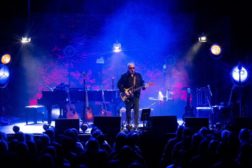 Wilco neko case elvis costello and more celebrate neil young on live tribute dvd