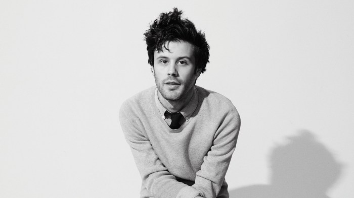 Passion pit share where the sky hangs