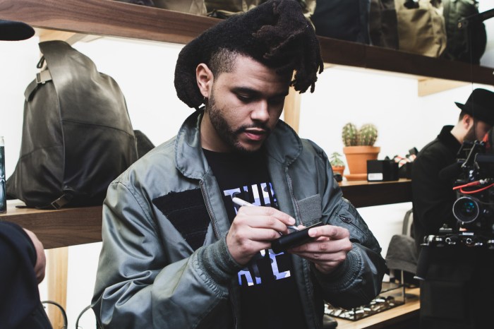 The Weeknds Custom Vaporizer Plays the Hills