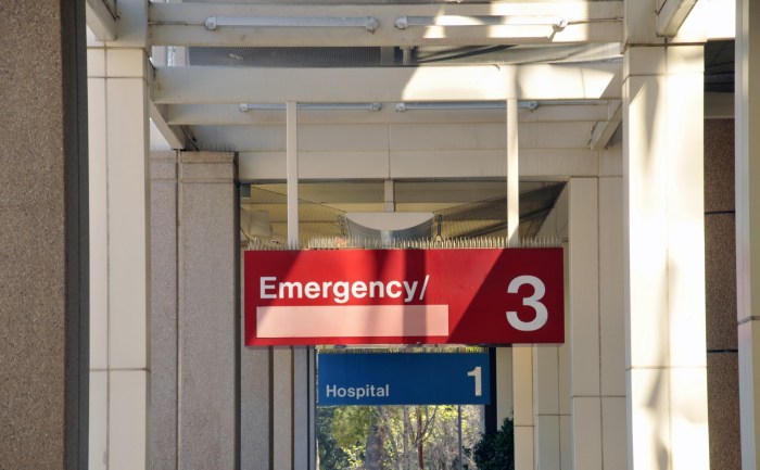 Hospital Entrances Free Stock Photo - Public Domain Pictures Hospital ships if it speaks