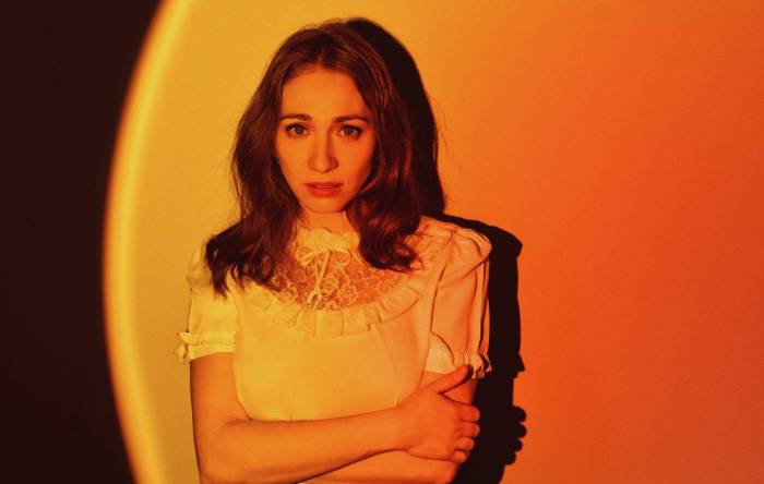 Album Reviews with Jack Evans: #80: Regina Spektor - 11:11 (2001) Regina spektor 11 11