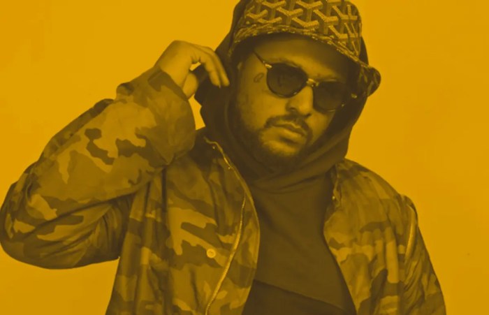 Stream schoolboy qs oxymoron