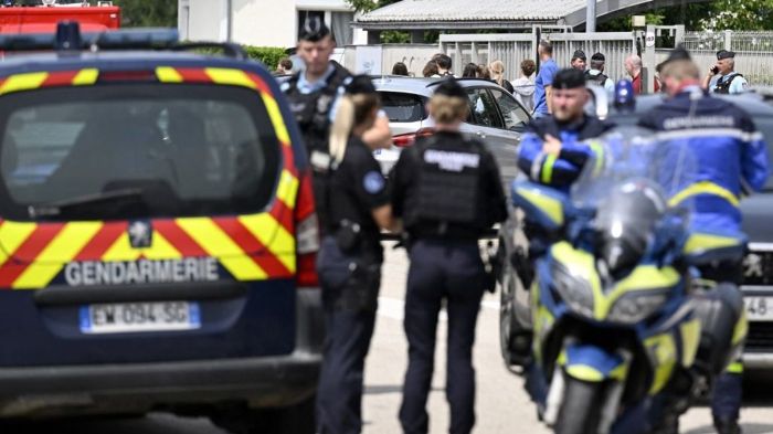 50 cent arrested for profanity in caribbean