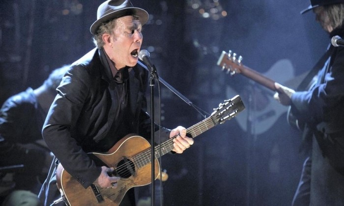 Stream blind willie johnson tribute featuring tom waits sinead oconnor lucinda williams