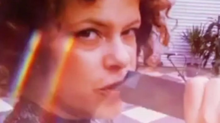 Arcade fire share sprawl ii performance to celebrate the suburbs 10th anniversary watch